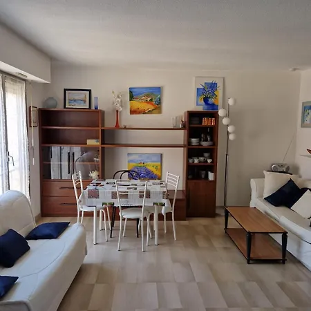 Rimbaud Apartament *